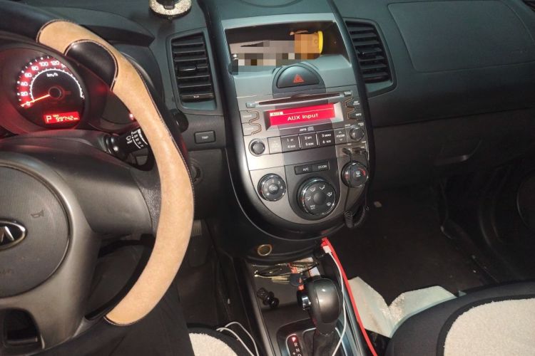 Used Kia Soul 2013 1.6L AT GL Audio And AC Panel