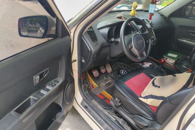 Used Kia Soul 2013 1.6L MT GL Driver Seat