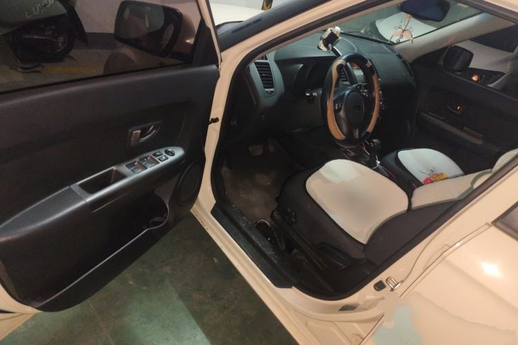 Used Kia Soul 2013 1.6L AT GL Driver Seat