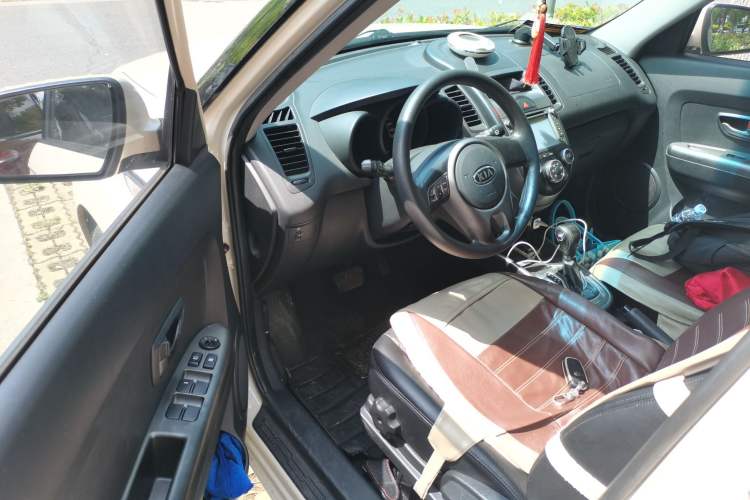 Used Kia Soul 2013 1.6L AT GL Driver Seat