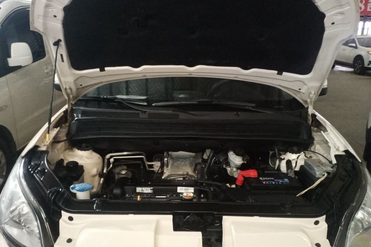 Used Kia Soul 2013 1.6L AT Premium Engine Bay