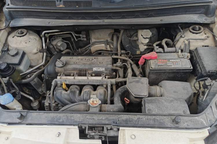 Used Kia Soul 2013 1.6L AT Premium Engine Bay