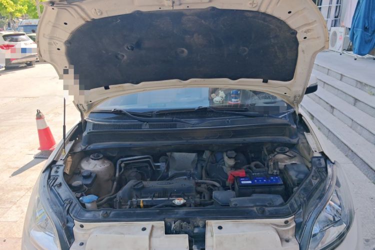 Used Kia Soul 2013 1.6L AT Premium Engine Bay