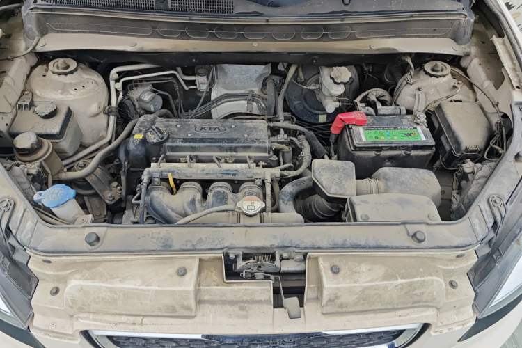 Used Kia Soul 2013 1.6L AT Premium Engine Bay