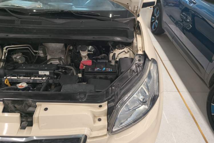 Used Kia Soul 2013 1.6L AT GL Engine Bay Left