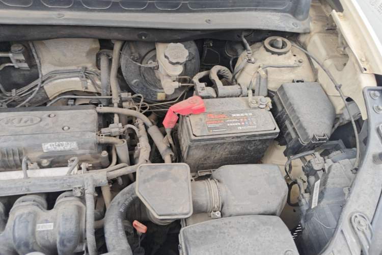 Used Kia Soul 2013 1.6L AT Premium Engine Bay Left