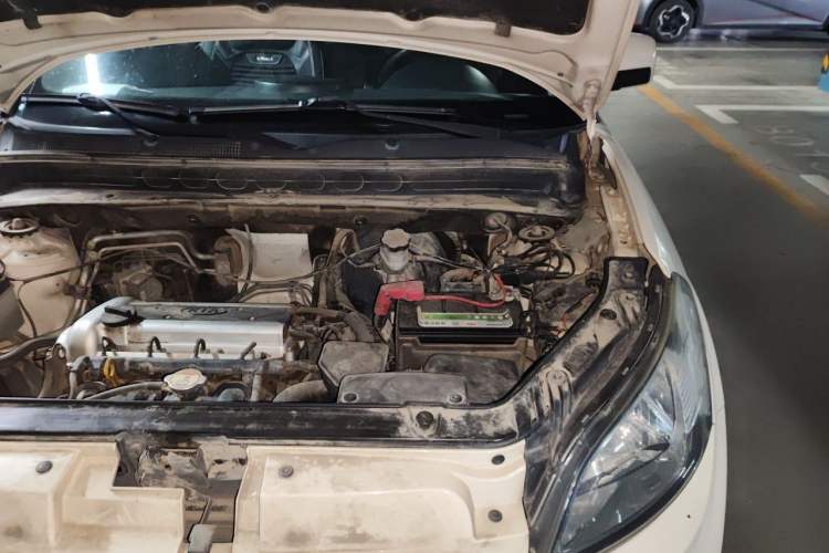 Used Kia Soul 2013 1.6L MT GL Engine Bay Left