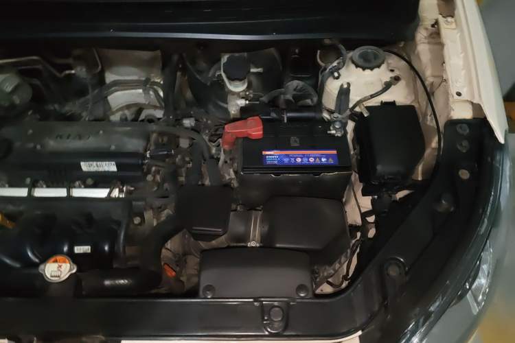 Used Kia Soul 2013 1.6L AT Premium Engine Bay Left