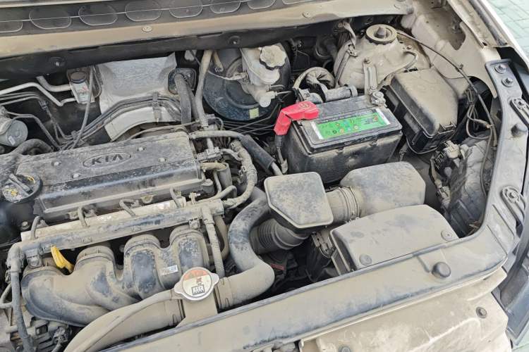 Used Kia Soul 2013 1.6L AT Premium Engine Bay Left