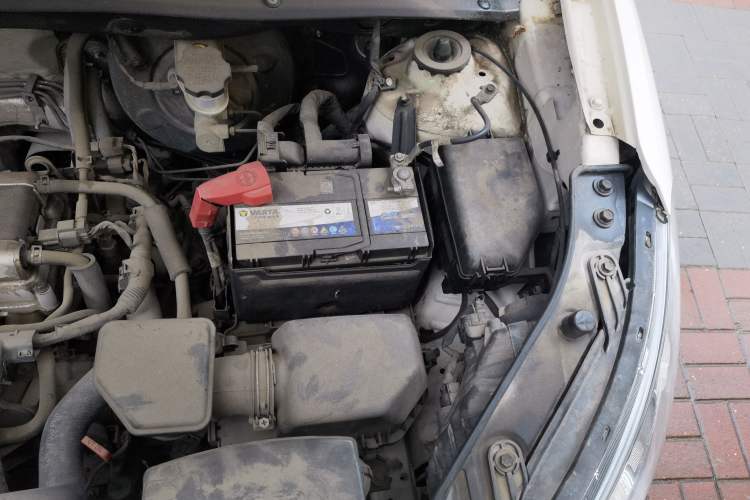 Used Kia Soul 2013 1.6L AT Premium Engine Bay Left