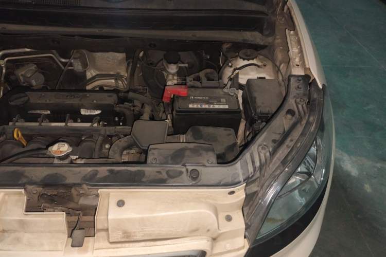 Used Kia Soul 2013 1.6L AT GL Engine Bay Left