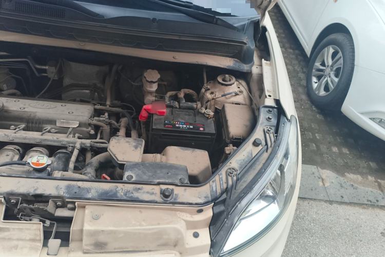 Used Kia Soul 2013 1.6L AT Premium Engine Bay Left