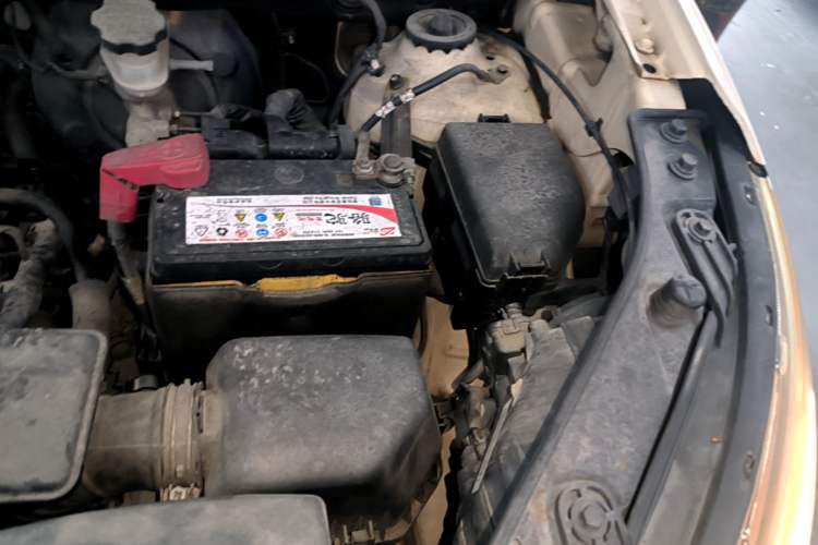 Used Kia Soul 2013 1.6L AT GL Engine Bay Left