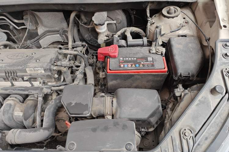 Used Kia Soul 2013 1.6L AT Premium Engine Bay Left