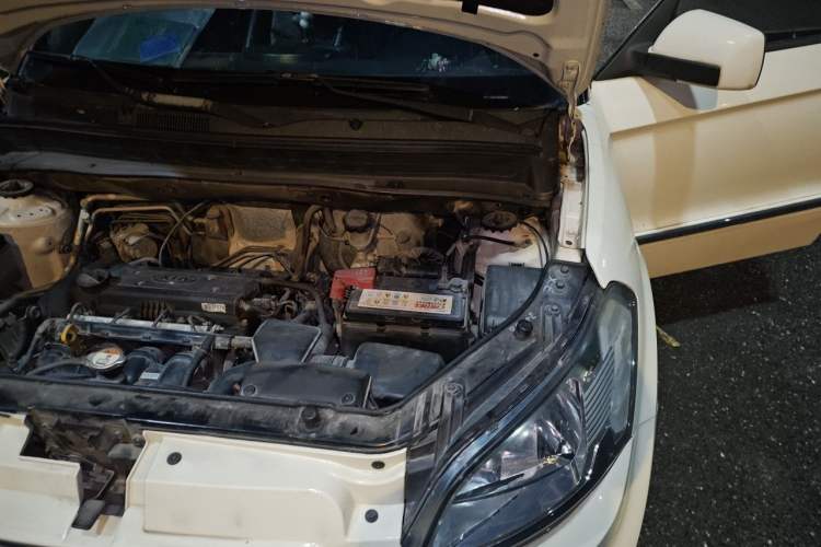 Used Kia Soul 2013 1.6L AT GL Engine Bay Left