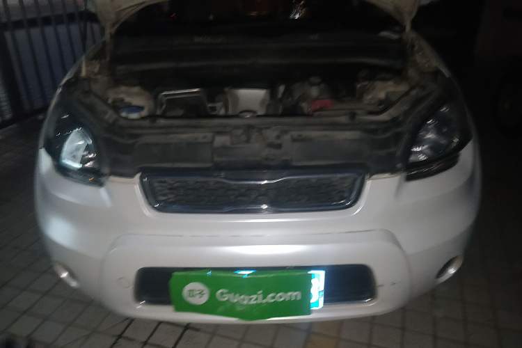 Used Kia Soul 2013 1.6L AT Premium Engine Bay