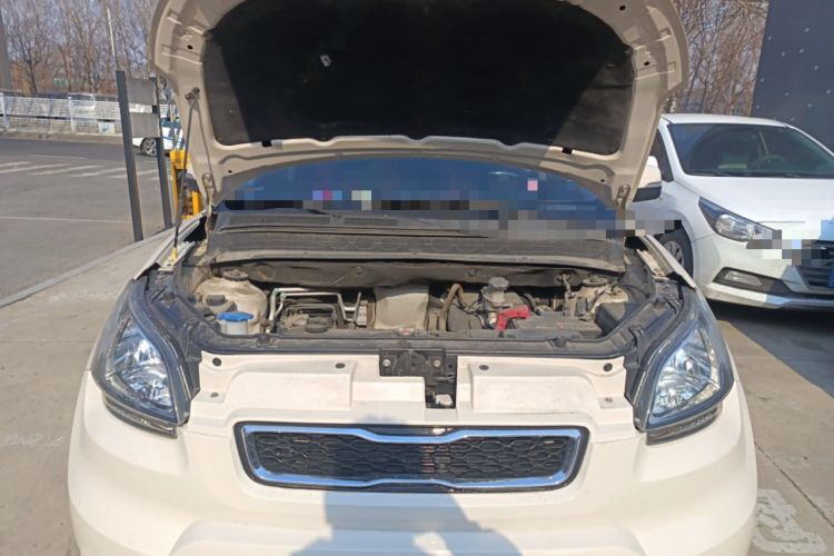 Used Kia Soul 2013 1.6L AT Premium Engine Bay