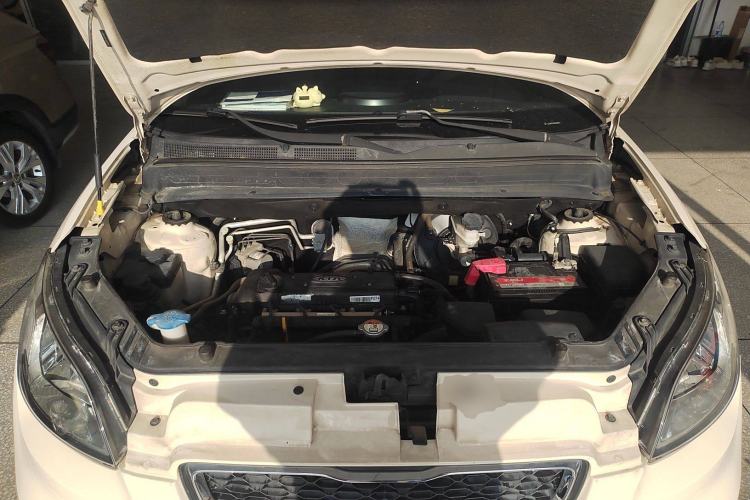 Used Kia Soul 2013 1.6L AT Premium Engine Bay