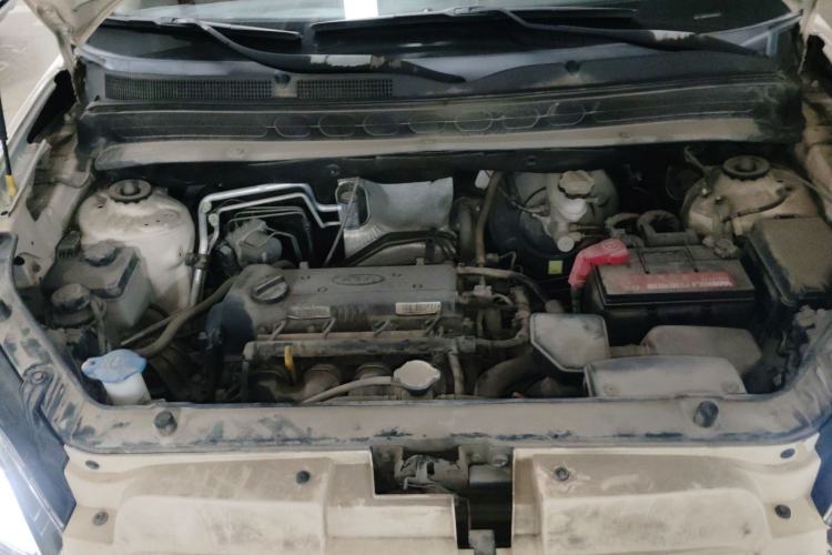 Used Kia Soul 2013 1.6L AT Premium Engine Bay