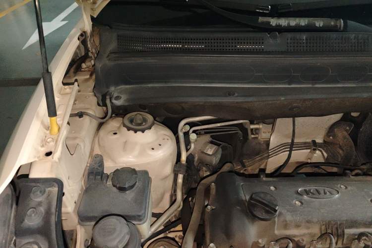 Used Kia Soul 2013 1.6L AT Premium Engine Bay Right