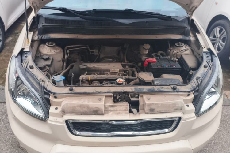 Used Kia Soul 2013 1.6L AT Premium Engine Bay