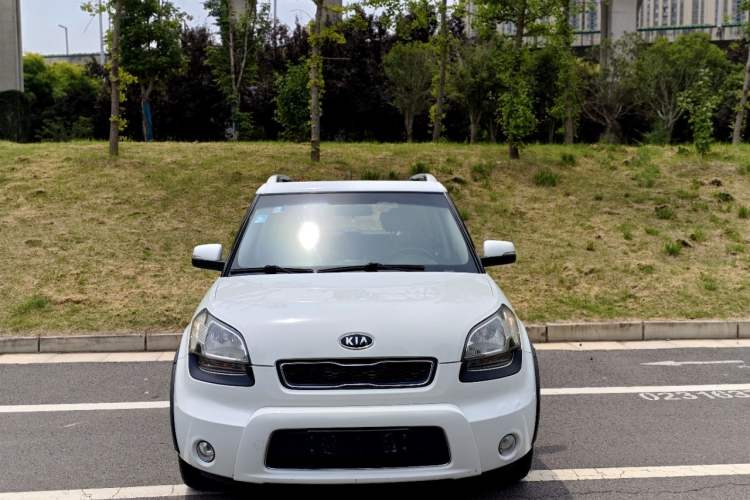 Used Kia Soul 2013 1.6L AT Premium Exterior 1