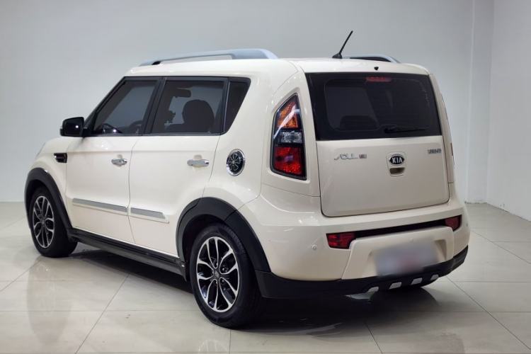 Used Kia Soul 2013 1.6L AT Premium Exterior 1