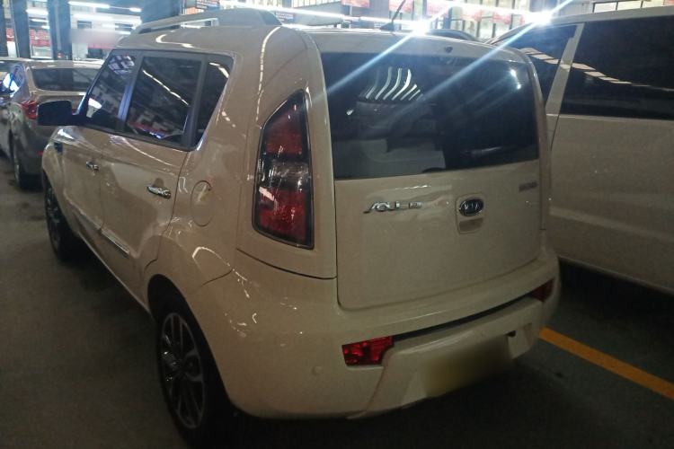 Used Kia Soul 2013 1.6L AT Premium Exterior 2