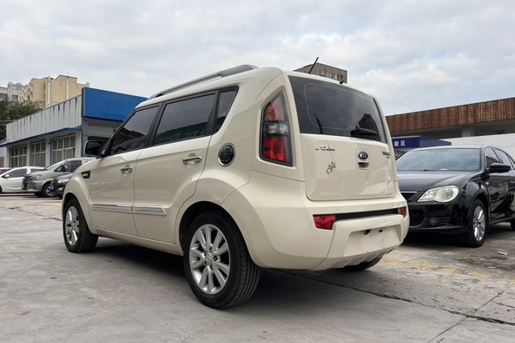 Used Kia Soul 2013 1.6L AT GL Exterior 2