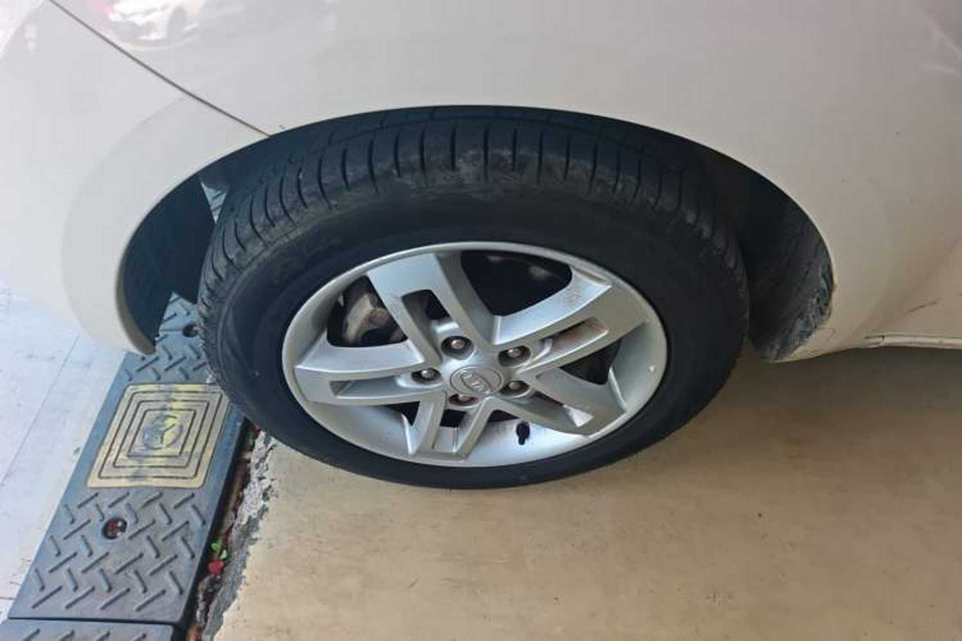 Used Kia Soul 2013 1.6L MT GL Exterior 2