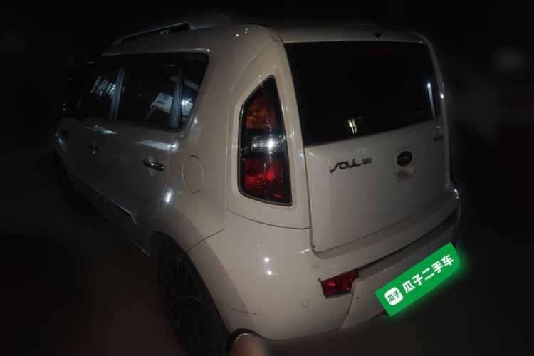 Used Kia Soul 2013 1.6L AT Premium Exterior 3