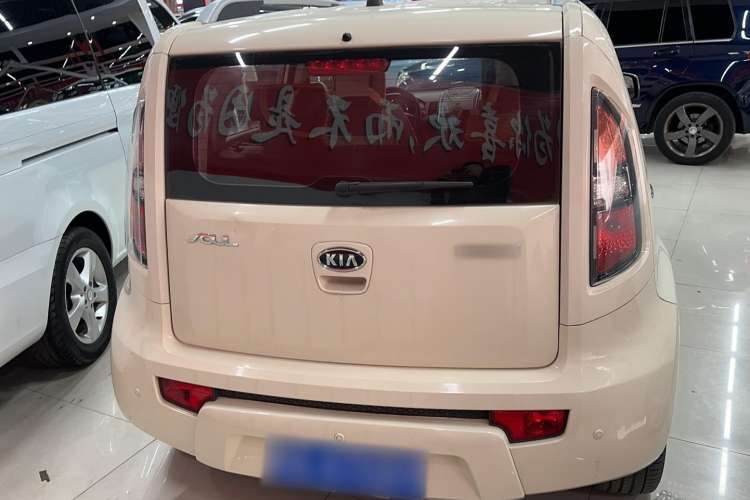 Used Kia Soul 2013 1.6L AT Premium Exterior 4
