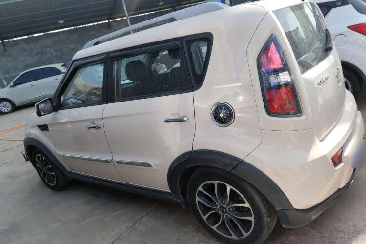 Used Kia Soul 2013 1.6L AT Premium Exterior 5
