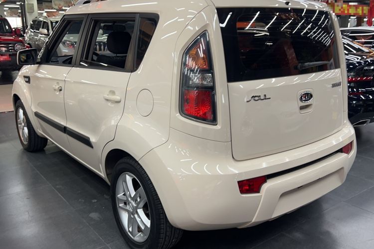Used Kia Soul 2013 1.6L MT GL Exterior 5