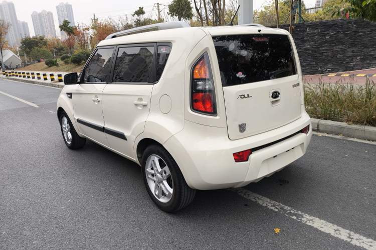 Used Kia Soul 2013 1.6L MT GL Exterior 5