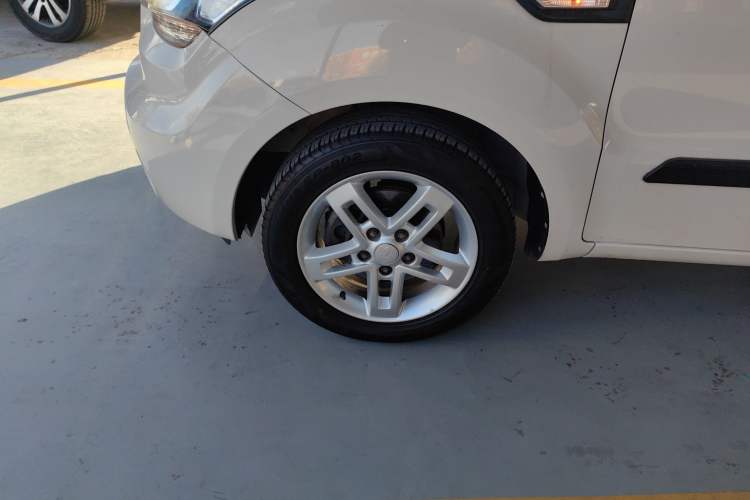 Used Kia Soul 2013 1.6L MT GL Exterior 7