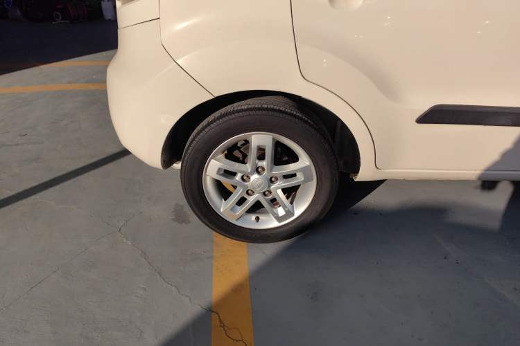Used Kia Soul 2013 1.6L MT GL Exterior 8