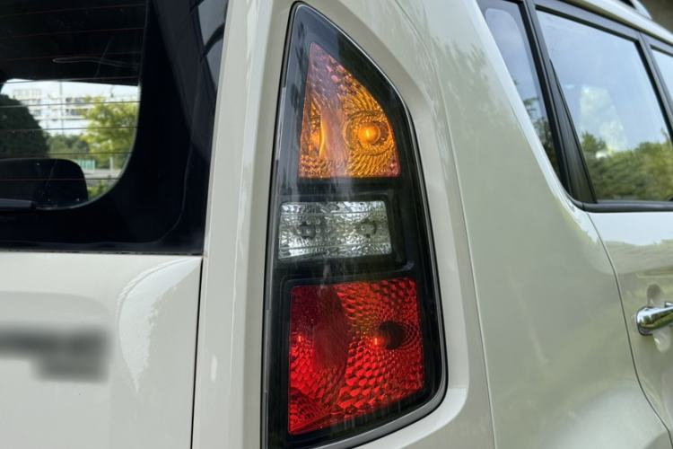 Used Kia Soul 2013 1.6L AT Premium Exterior 8