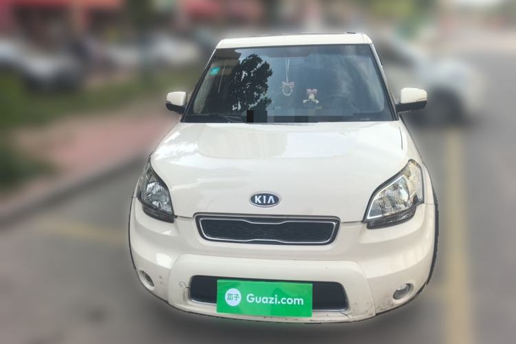 Used Kia Soul 2013 1.6L AT Premium Front