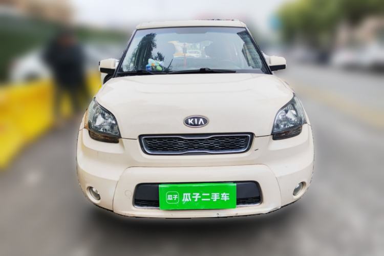 Used Kia Soul 2013 1.6L AT GL Front
