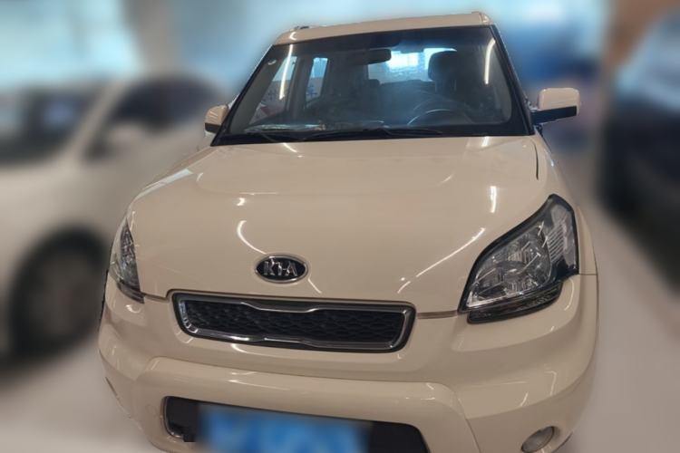 Used Kia Soul 2013 1.6L AT GL Front