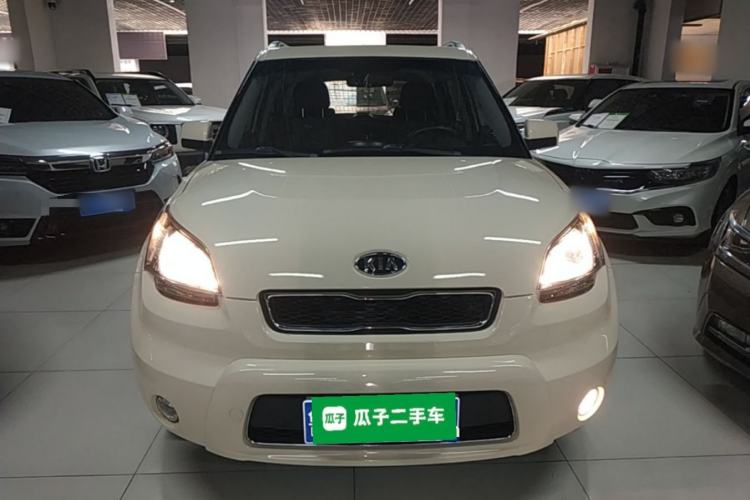 Used Kia Soul 2013 1.6L AT GL Front