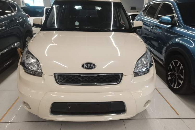 Used Kia Soul 2013 1.6L AT GL Front