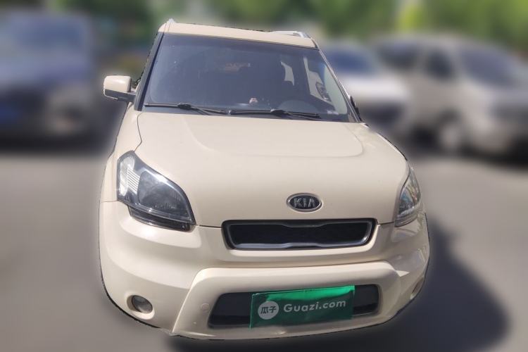 Used Kia Soul 2013 1.6L AT GL Front