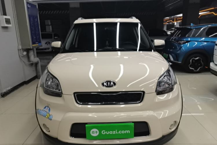 Used Kia Soul 2013 1.6L AT Premium Front