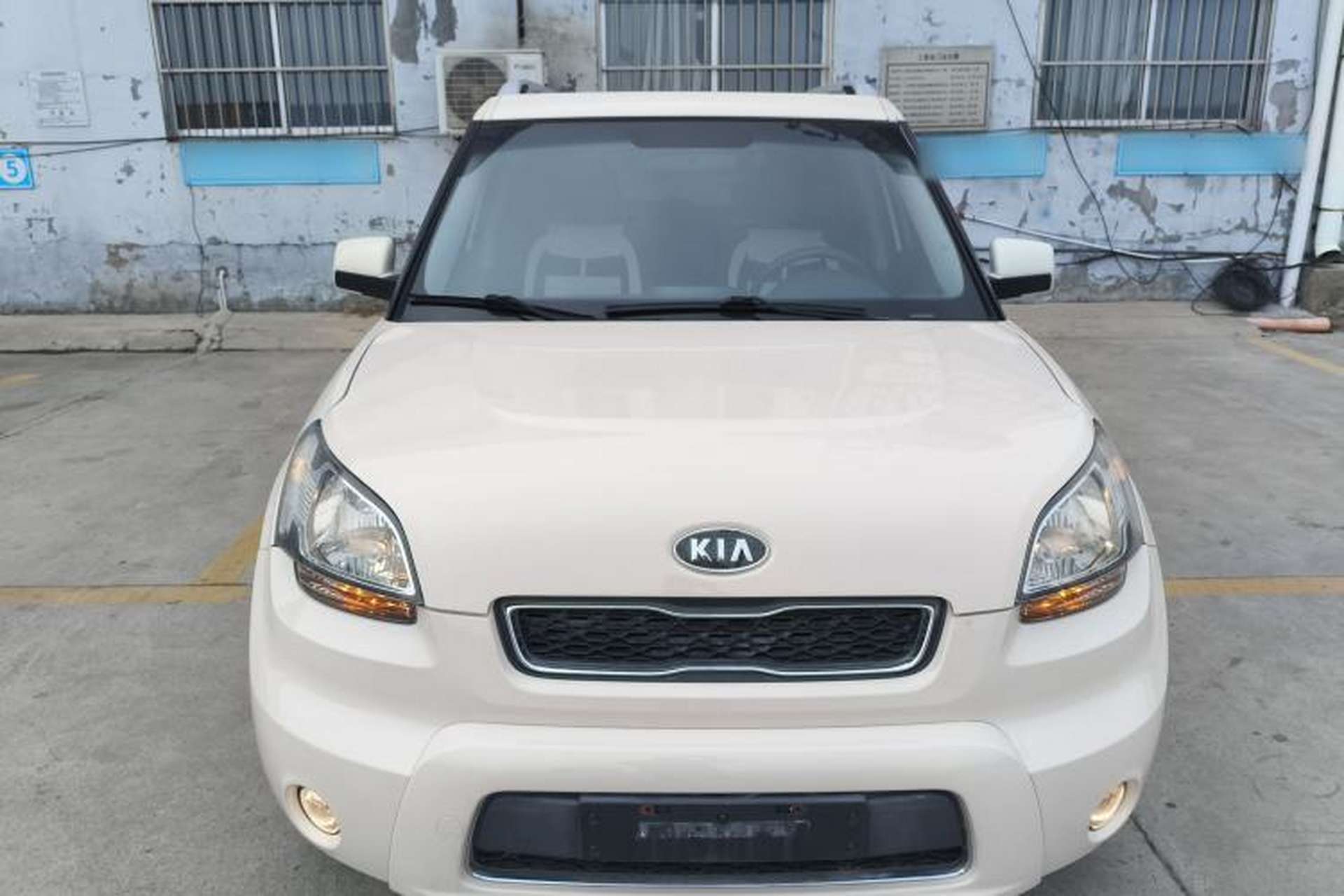 Used Kia Soul 2013 1.6L AT GL Front