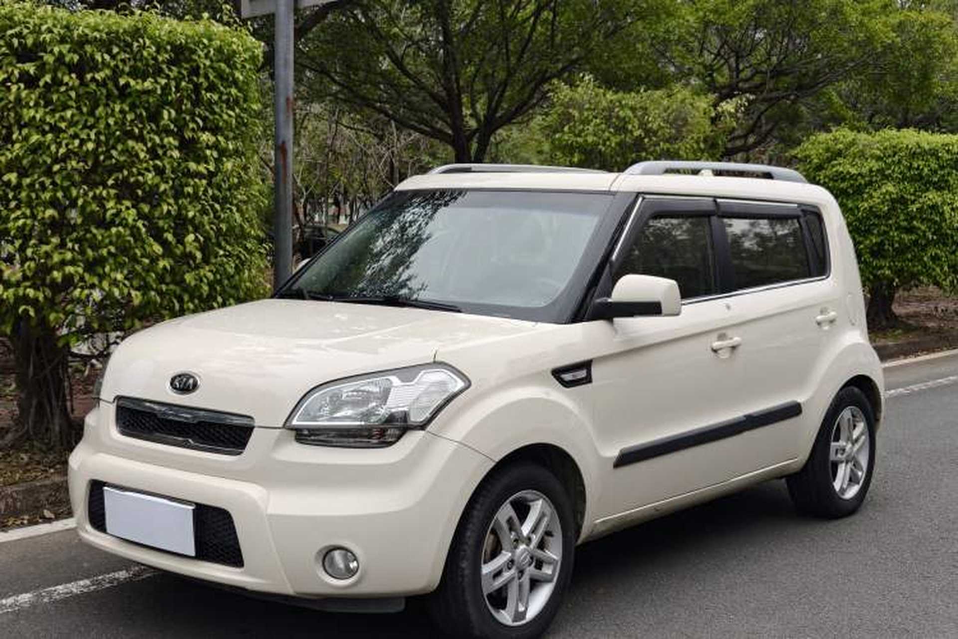 Used Kia Soul 2013 1.6L MT GL Front Left 45 Deg