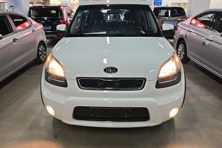Used Kia Soul 2013 1.6L AT Premium Front