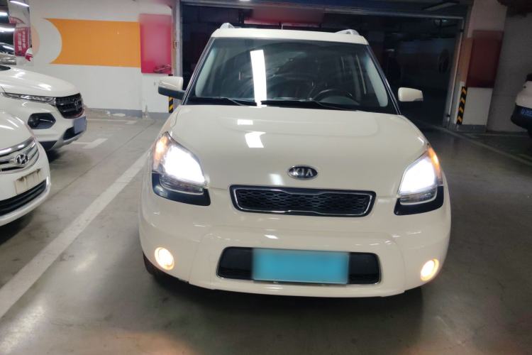 Used Kia Soul 2013 1.6L AT Premium Front
