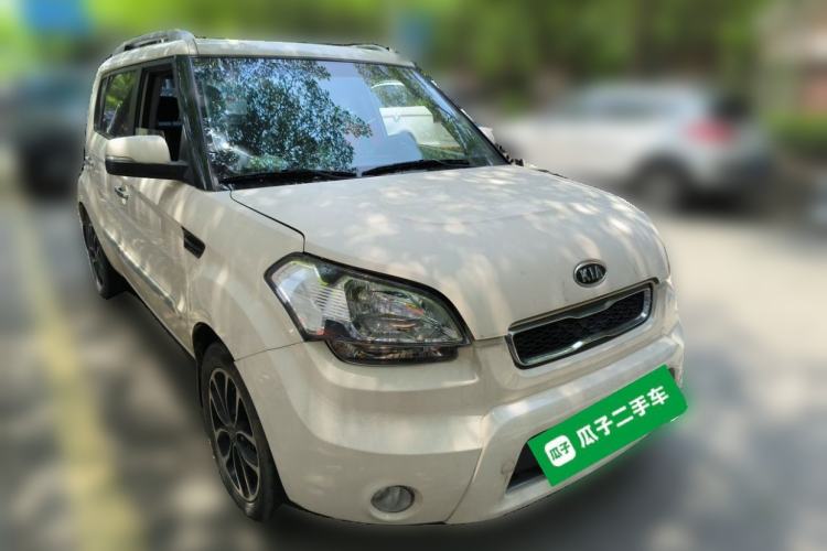 Used Kia Soul 2013 1.6L AT Premium Front Right 45 Deg
